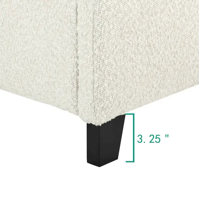 Testiera alta in bouclé bianco e letto a piattaforma imbottito — Struttura in LVL e compensato fresato CNC