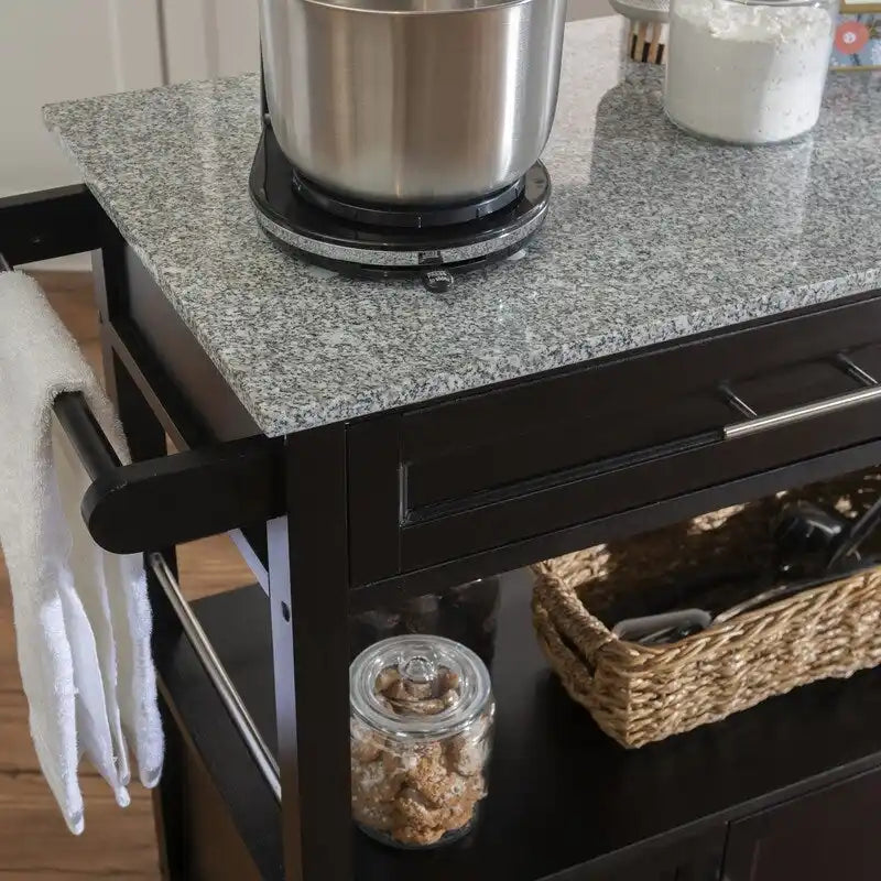Tavolino Accent Glam Contemporaneo – Piano in Marmo Bianco e Base a Treppiede Dorata