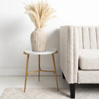 Tavolino d'appoggio Glam contemporaneo bianco e oro - Piano in marmo e base a treppiede color oro