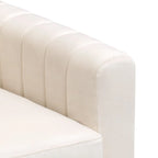 Poltrona di design in velluto con cuscino rimovibile e gambe in metallo dorato